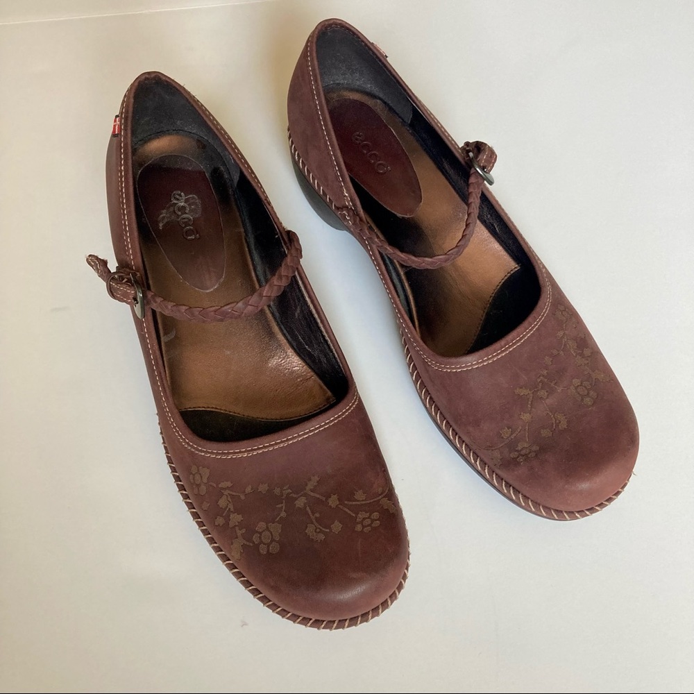 Ecco Leather Floral Braided Mary Janes w/ Heel